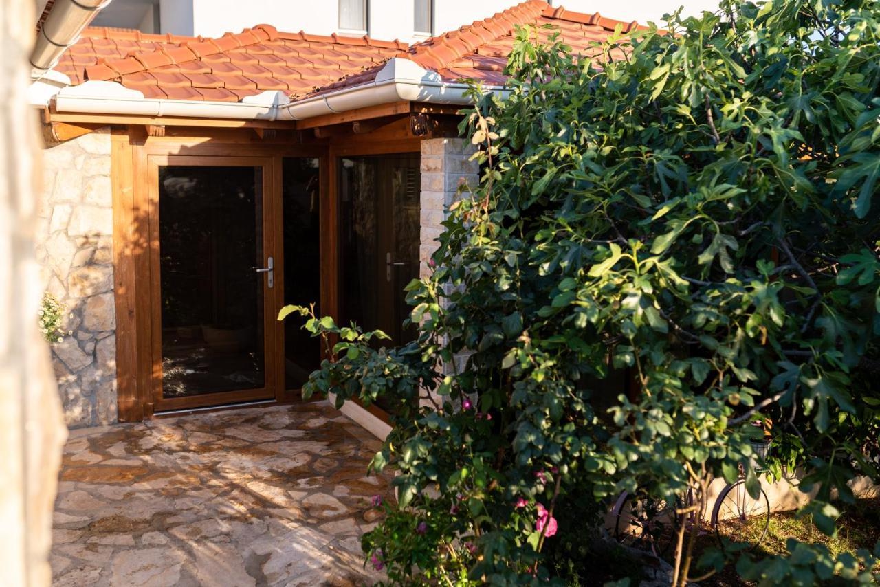 Sun gardens Villa Šibenik Exteriör bild