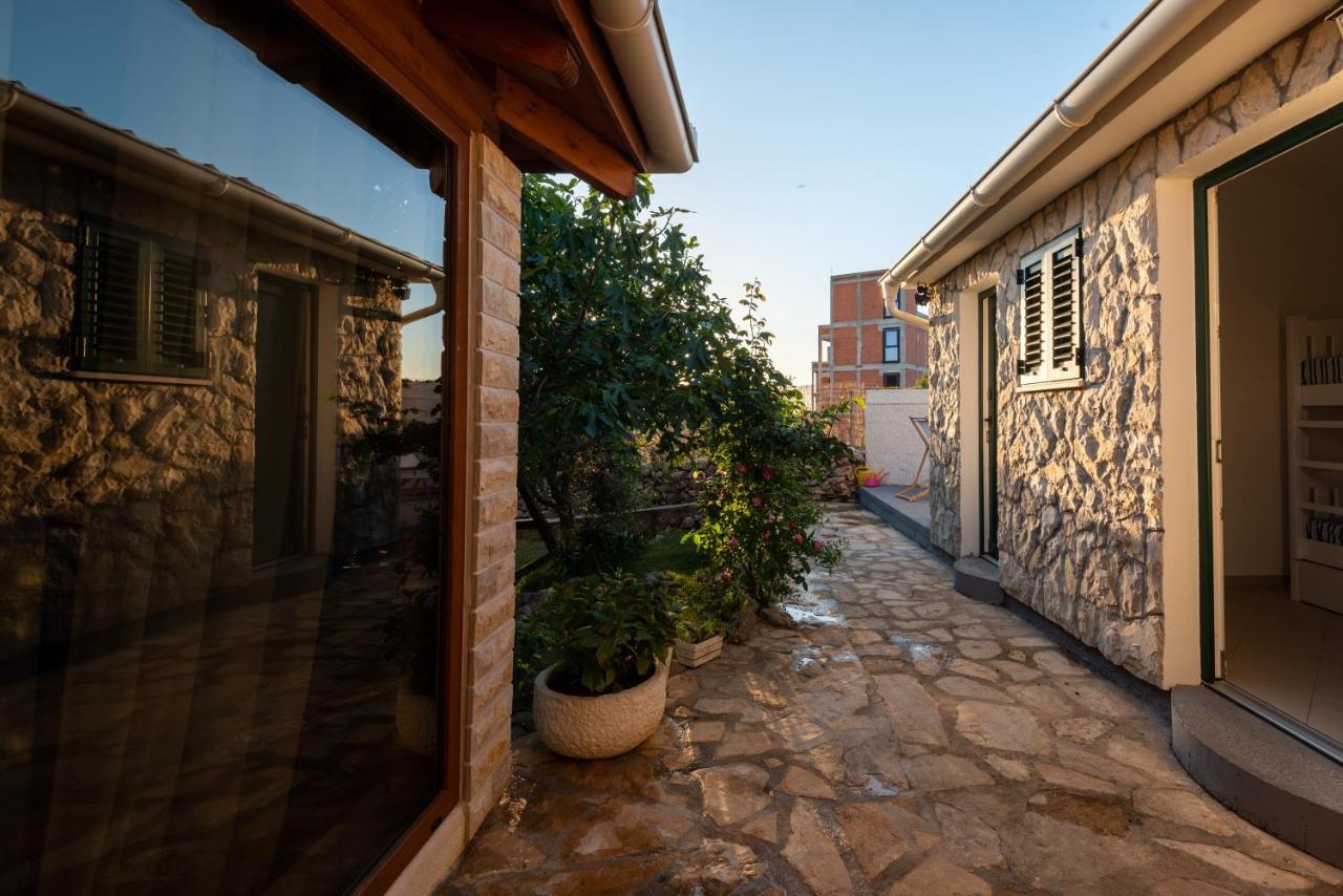 Sun gardens Villa Šibenik Exteriör bild